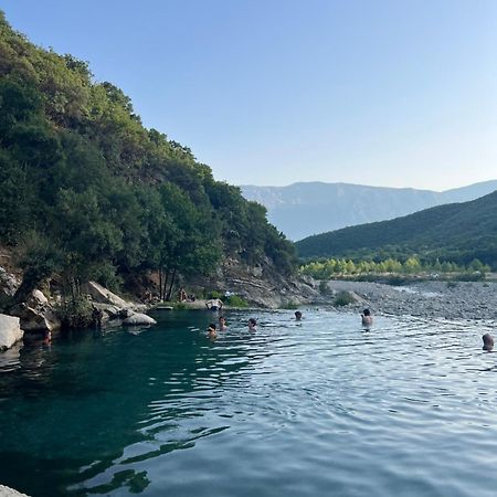 Hotel Apostoli Përmet Dış mekan fotoğraf