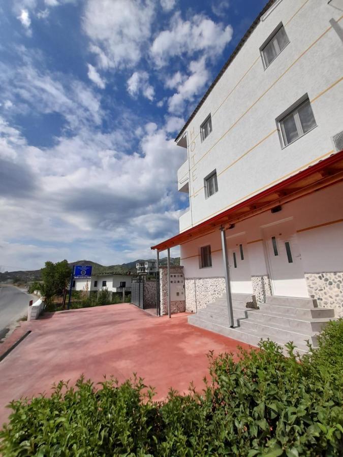 Hotel Apostoli Përmet Dış mekan fotoğraf