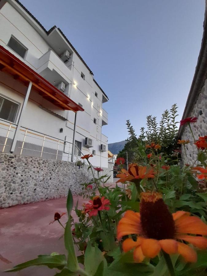 Hotel Apostoli Përmet Dış mekan fotoğraf