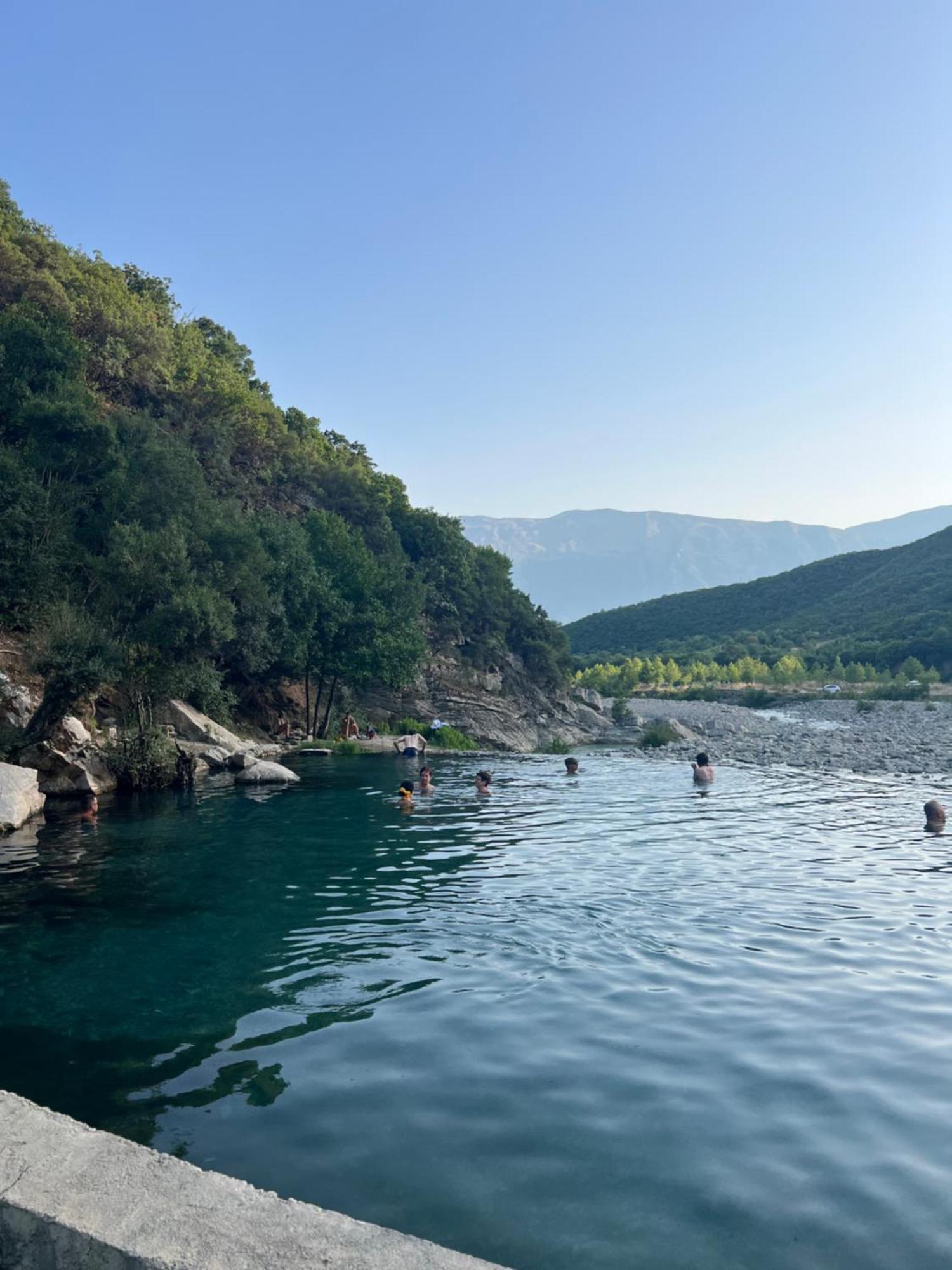 Hotel Apostoli Përmet Dış mekan fotoğraf